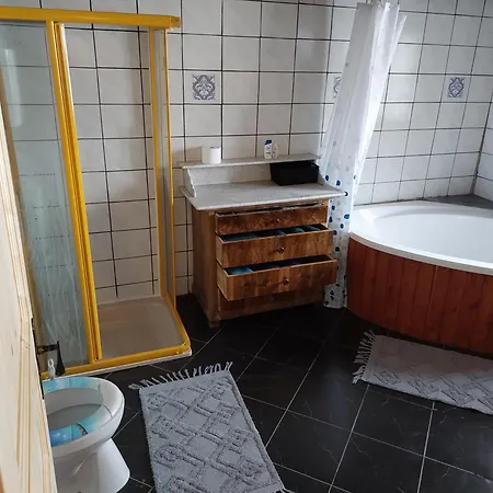 Apartment 4 Zimmer